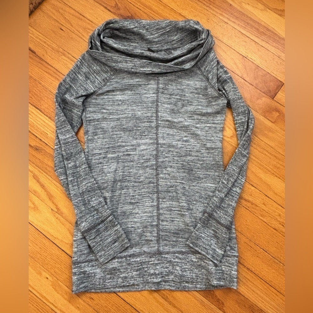 Eddie Bauer turtle neck